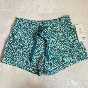 ATHLETA Teal Patterned Women Shorts